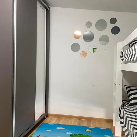 Stan Na Dan Pehlic - For The Day Apartment